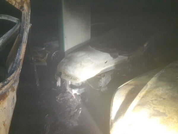 지난해 8월 11일 천안 불당동 소재 아파트 지하주차장에서 발생한 화재 피해 모습. [사진제공=천안서북소방서]