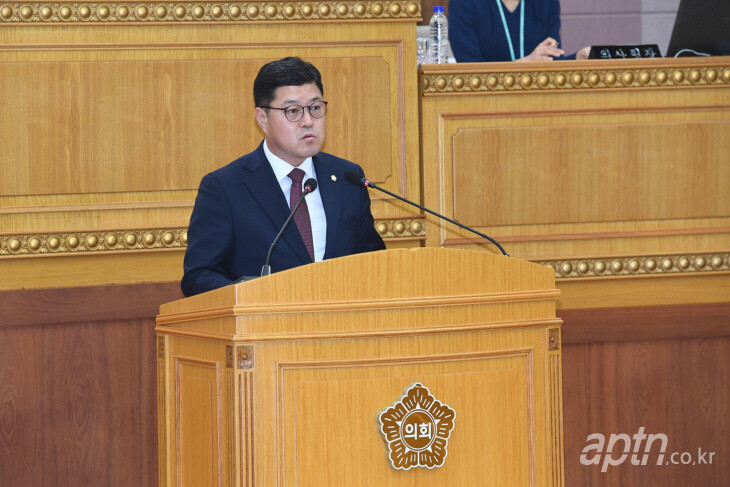 김현수 의원이 제353회 임시회 제1차 본회의에서 발언하고 있다. [사진제공=양주시의회]